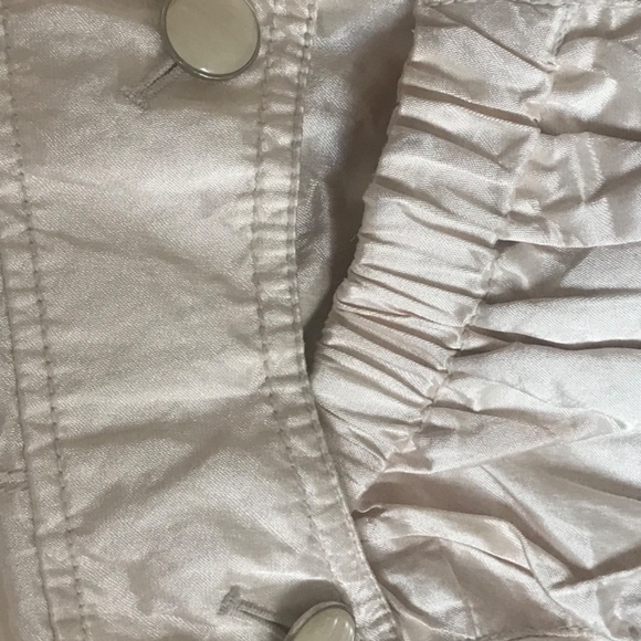 Creme rain jacket , like new - Picture 7 of 7